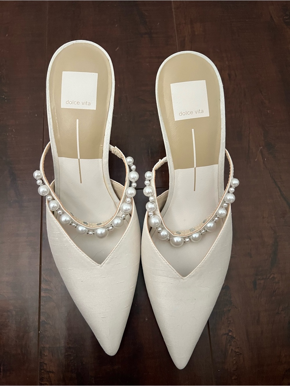 Dolce Vita Cream Pointed Pearl-Embellished Slip-On Mules NWOT